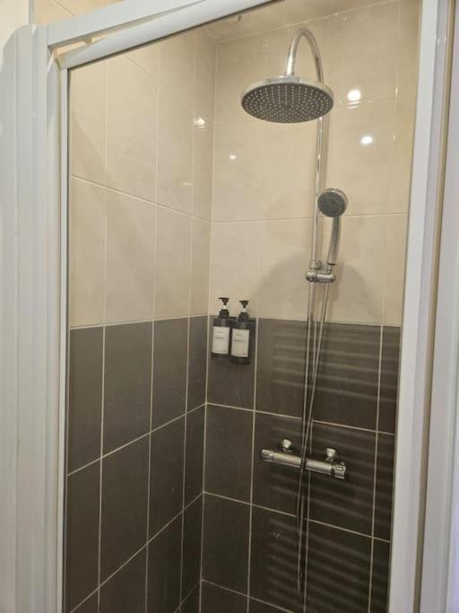 Beautiful F2 Apartment 5 Stops By Train From Paris Moret-sur-Loing Εξωτερικό φωτογραφία