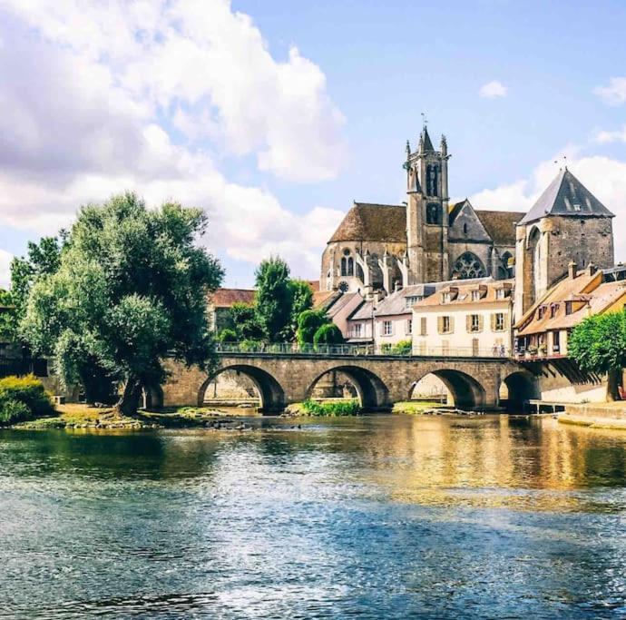 Beautiful F2 Apartment 5 Stops By Train From Paris Moret-sur-Loing Εξωτερικό φωτογραφία